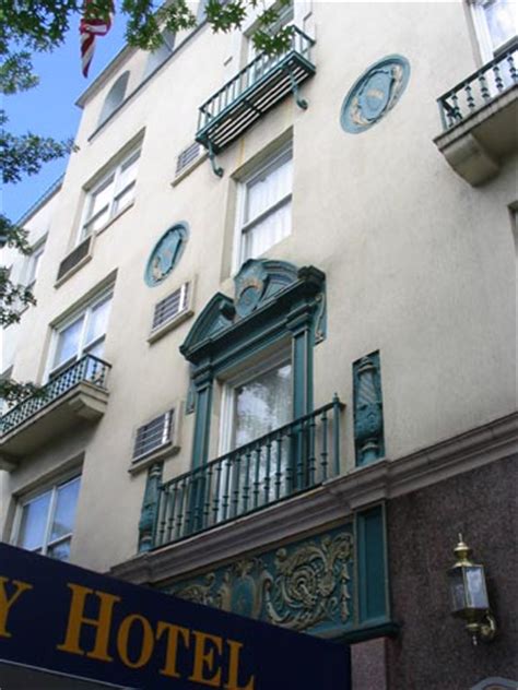 best western 4th avenue brooklyn.